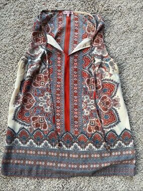 Sleeveless Paisley Tank Top in Cream & Rust - Ladies